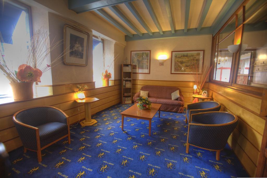 Hotel De Nevers Lourdes Zewnętrze zdjęcie